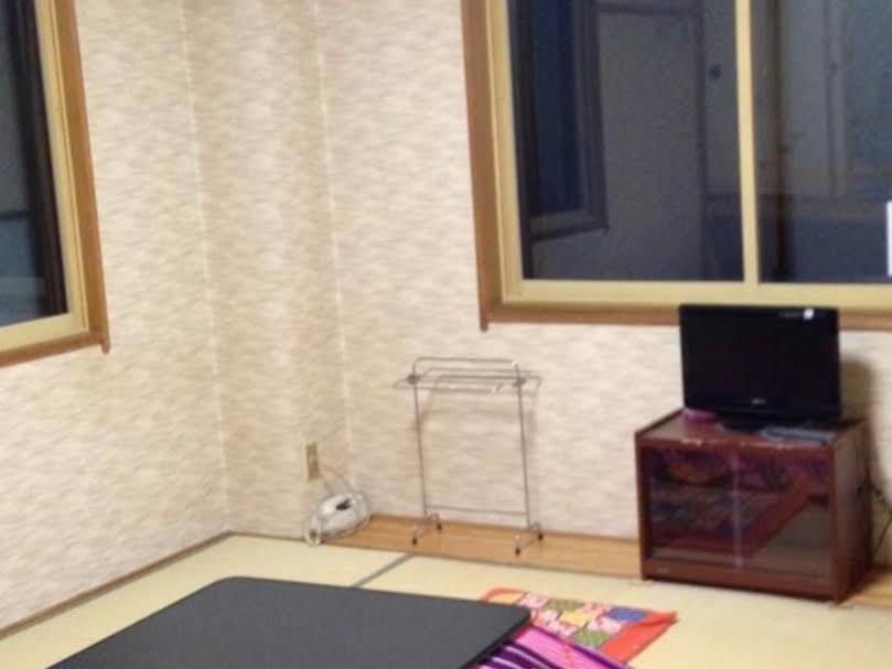 Onsen Minshuku Yutakaya Hotel Juzava Kültér fotó